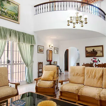 Villa Dalia Villa *